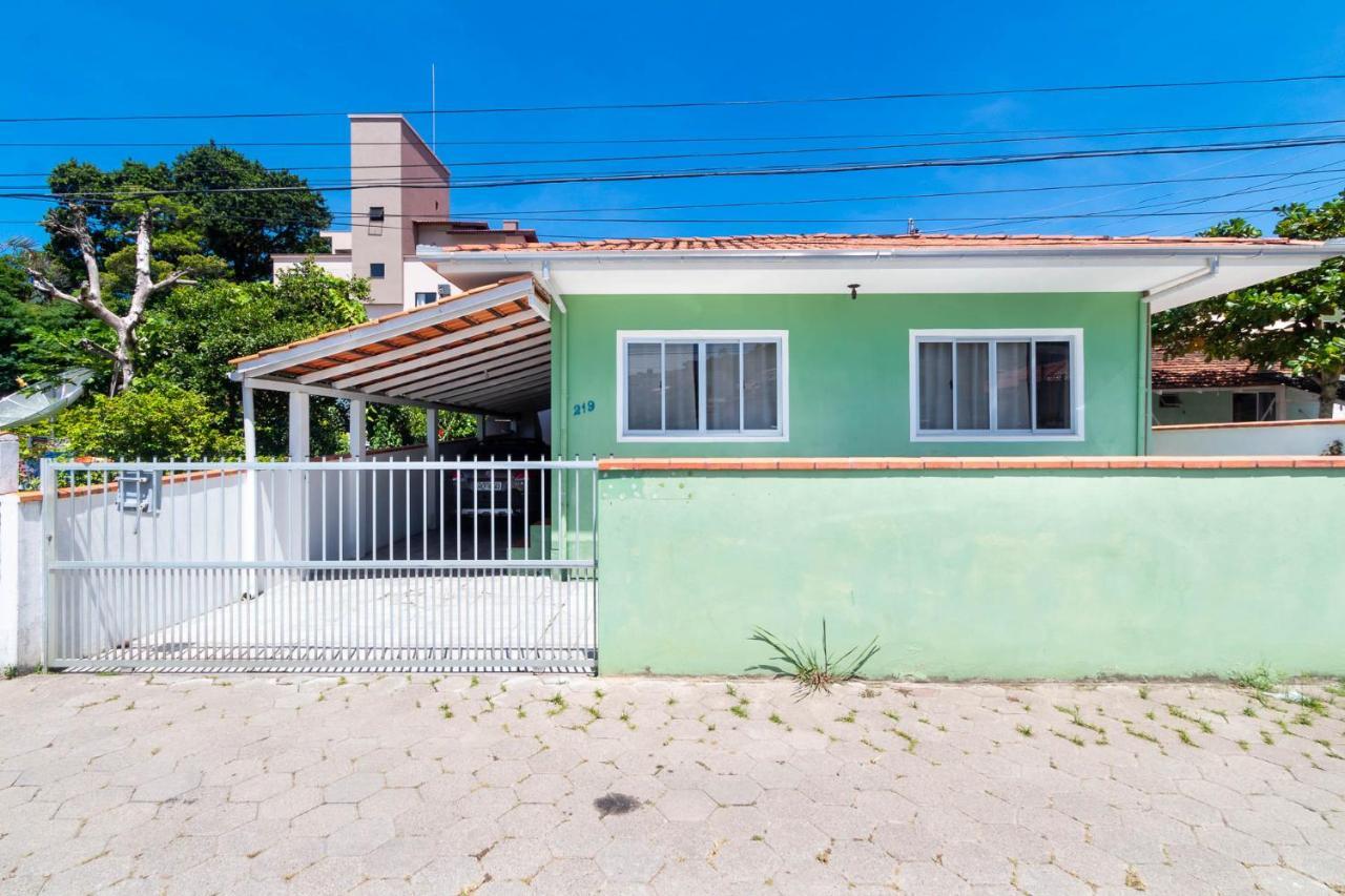 Casa Green Bombinhas Bagian luar foto